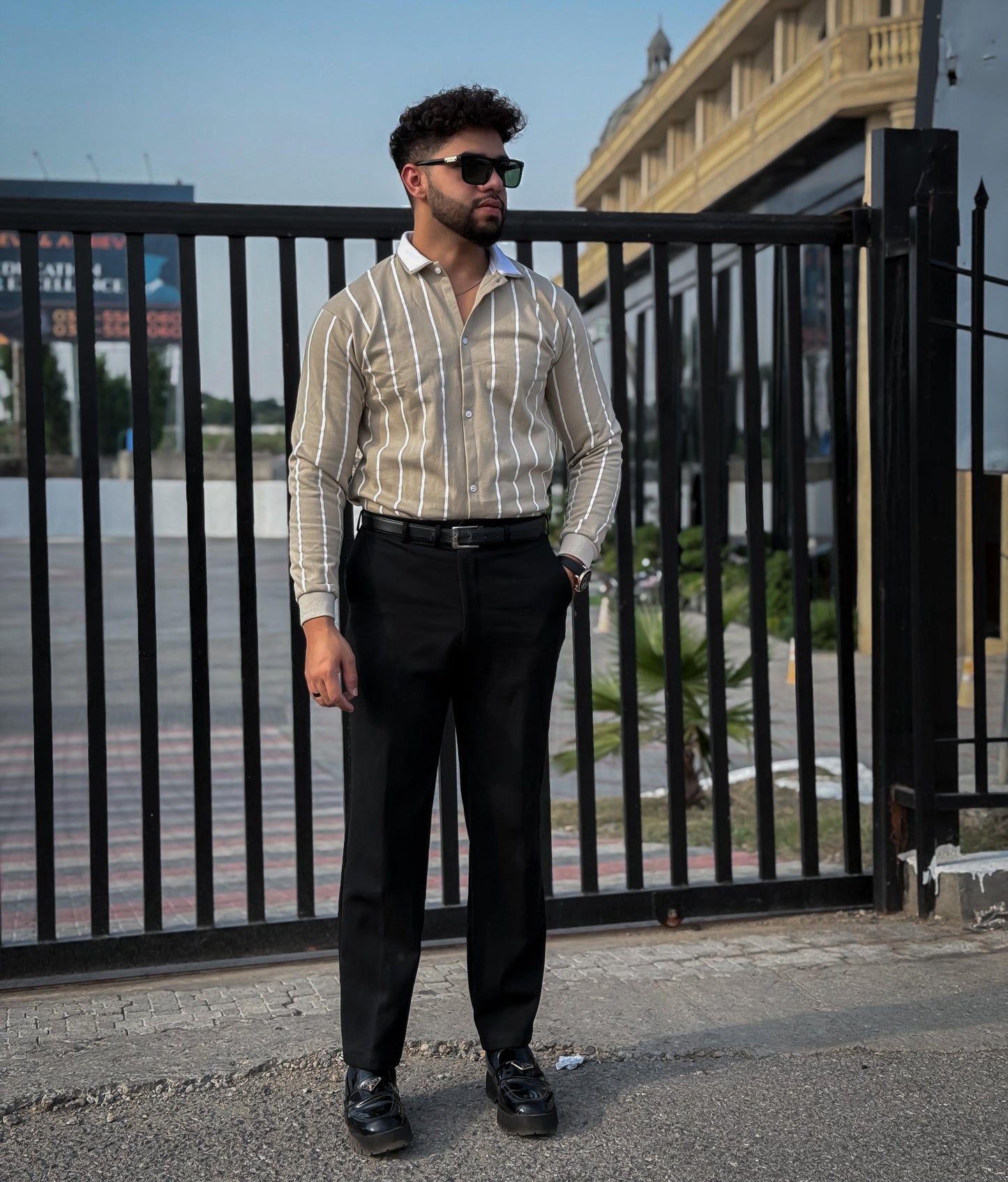 Classic Old Money Shirt - Beige